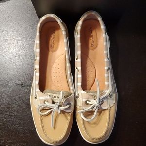 Sperry boat shoes